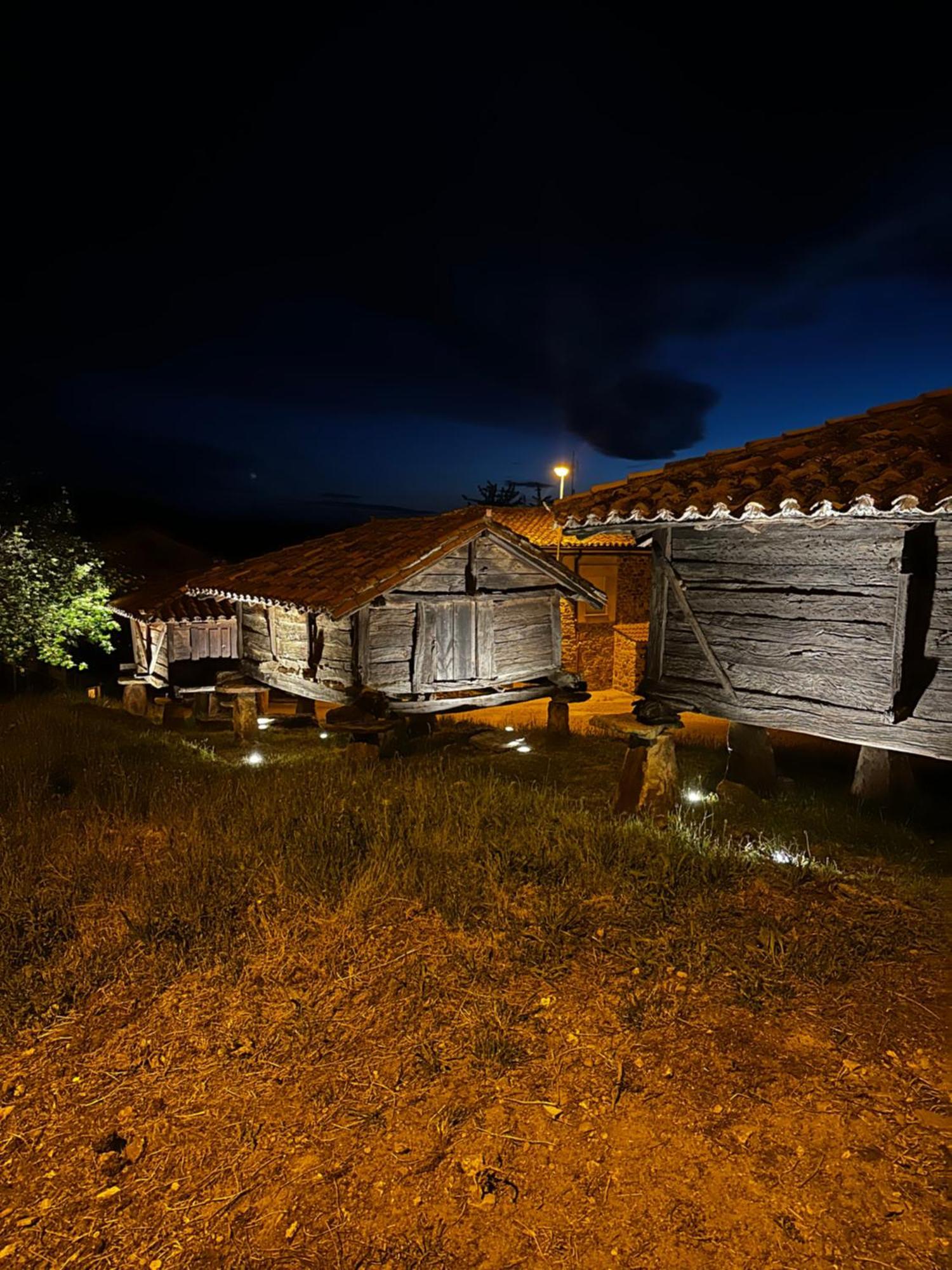 Los Tres Horreos Felechas ภายนอก รูปภาพ